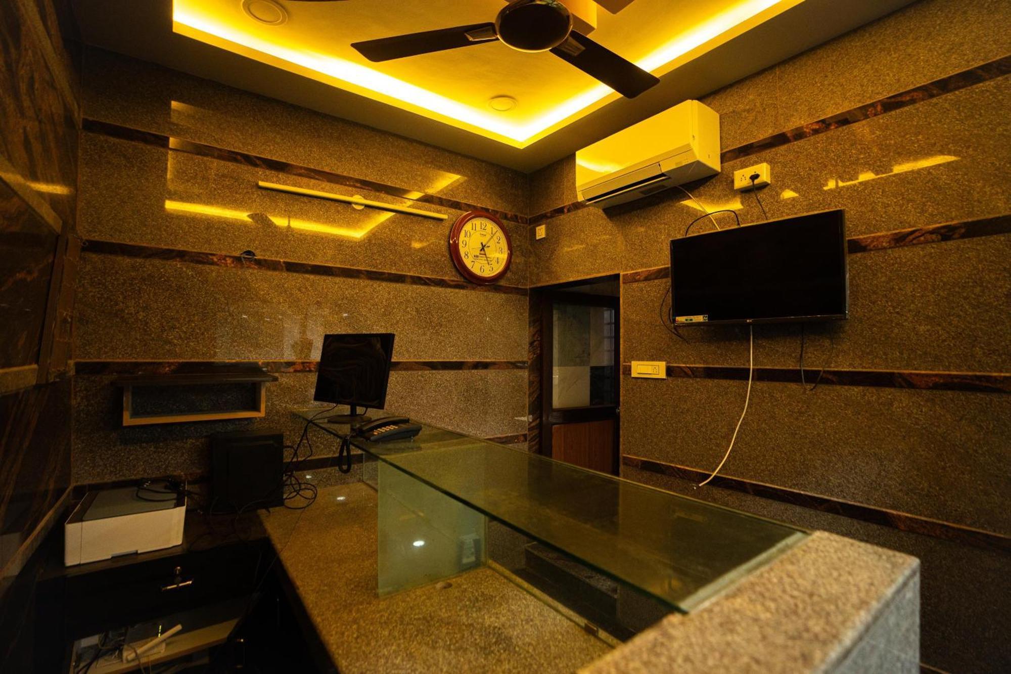 Saravana Shelters Residency